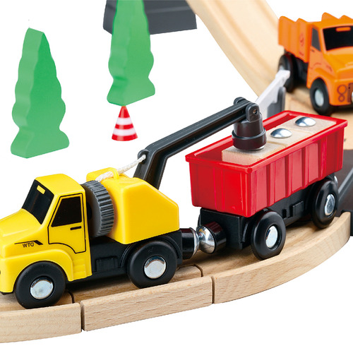 Tooky Toy 35 Piece Construction Yard Train Set