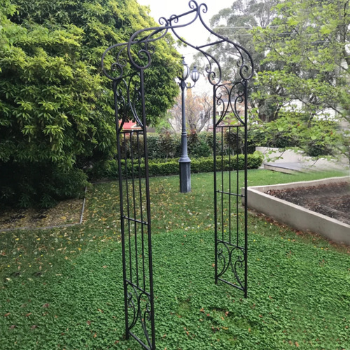 Muriel-Metal-Garden-Arch