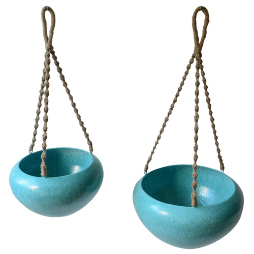 2 Piece Metal Hanging Planter Set