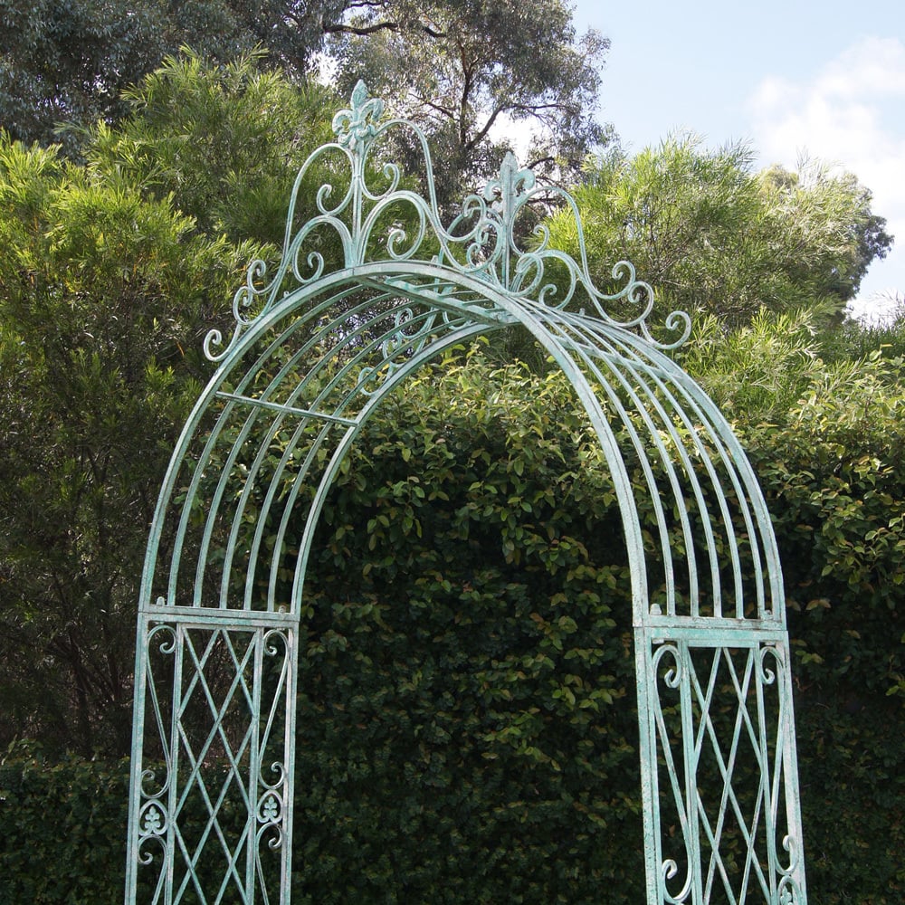 Kaelthas Garden Arch