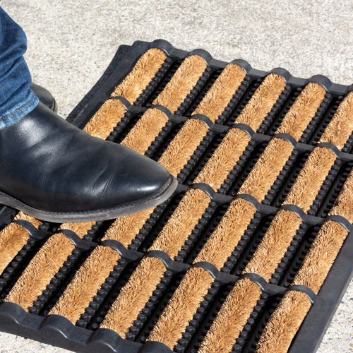 Gauri Bottlebrush Coir Doormat