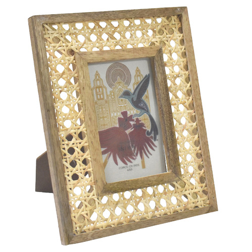 4 x 6" Rattan Photo Frame