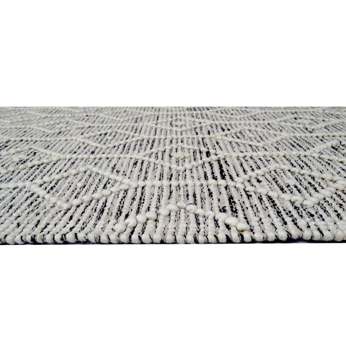 Aura-Korbin-Flat-Woven-Wool-Rug