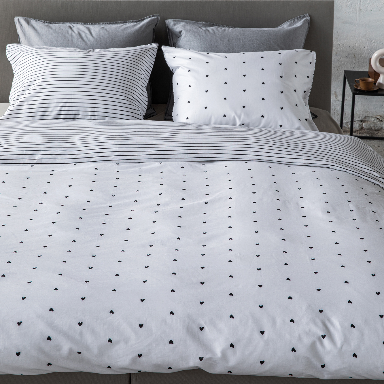 Black & White Striped Hearts Cotton Quilt Cover Set