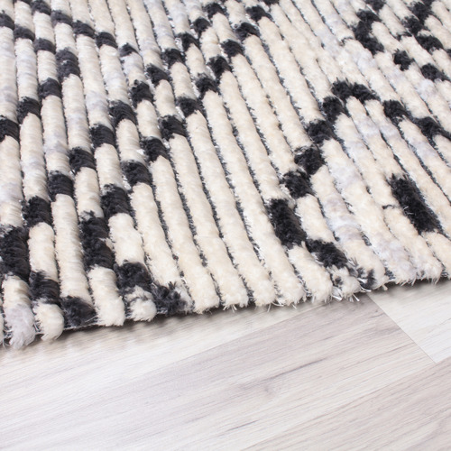Laria Power-Loomed Rug