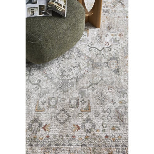 Kowa-Traditional-Rug