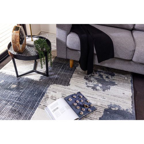 Cream & Navy Colbee Rug