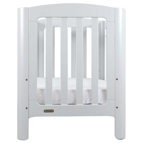 Helsinki Pine Wood Cot