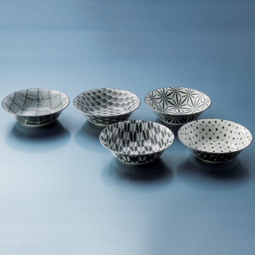 5 Piece Komon Japanese Porcelain Rice Bowl Set