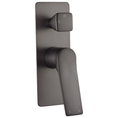 Vivid Wall Mixer with Diverter