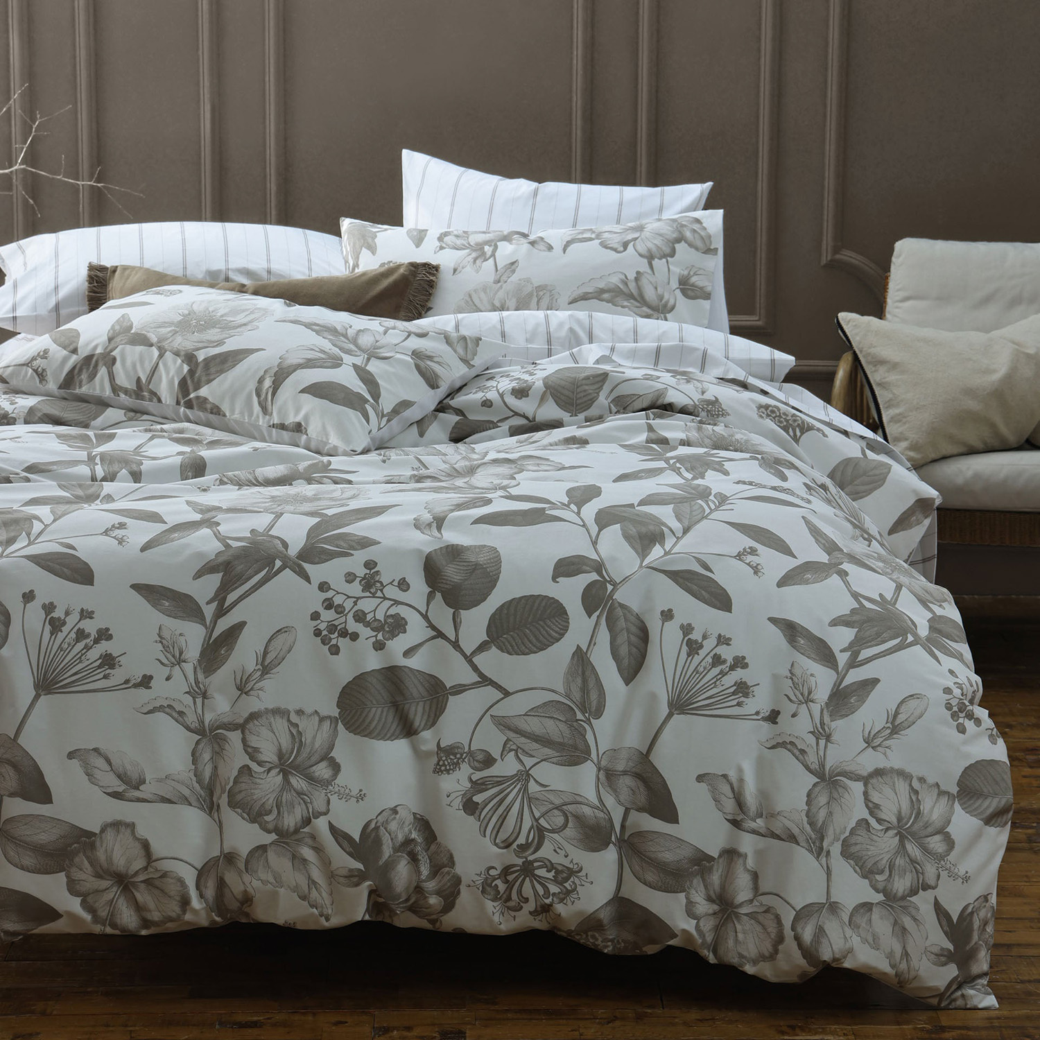 Pure Botanical Cotton Percale Quilt Cover Set