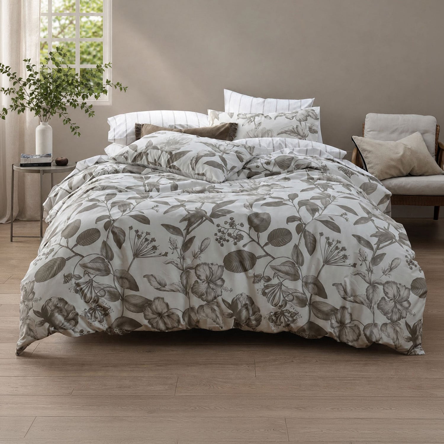 Pure Botanical Cotton Percale Quilt Cover Set