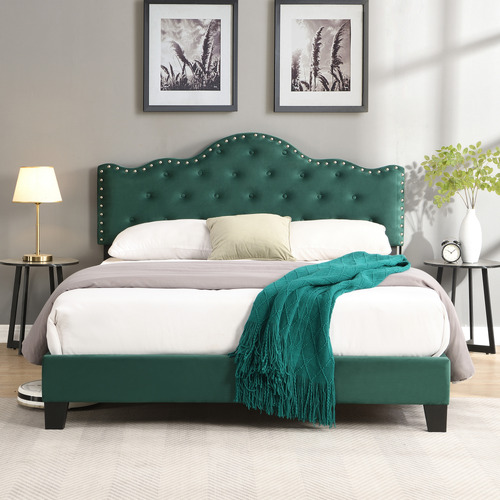 Green Louis Velvet Bed