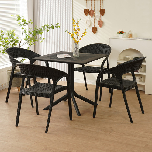 Tara Outdoor Dining Chairs