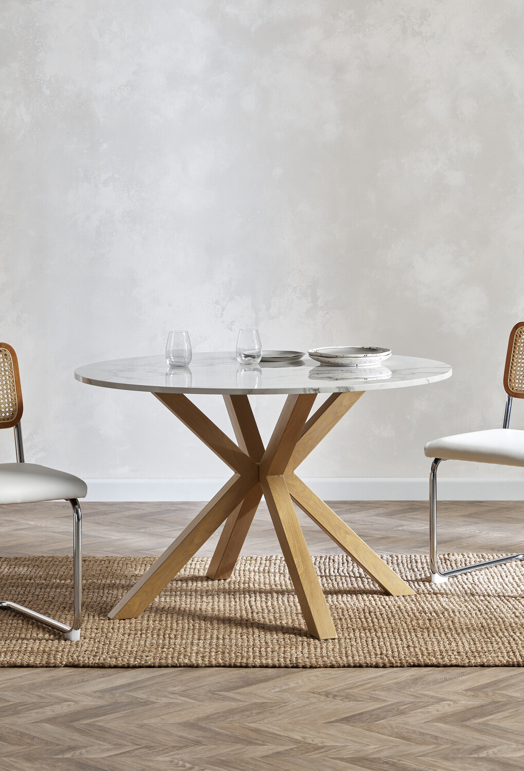 Marcel-Breuer-Cesca-Replica-Cantilever-Dining-Chairs