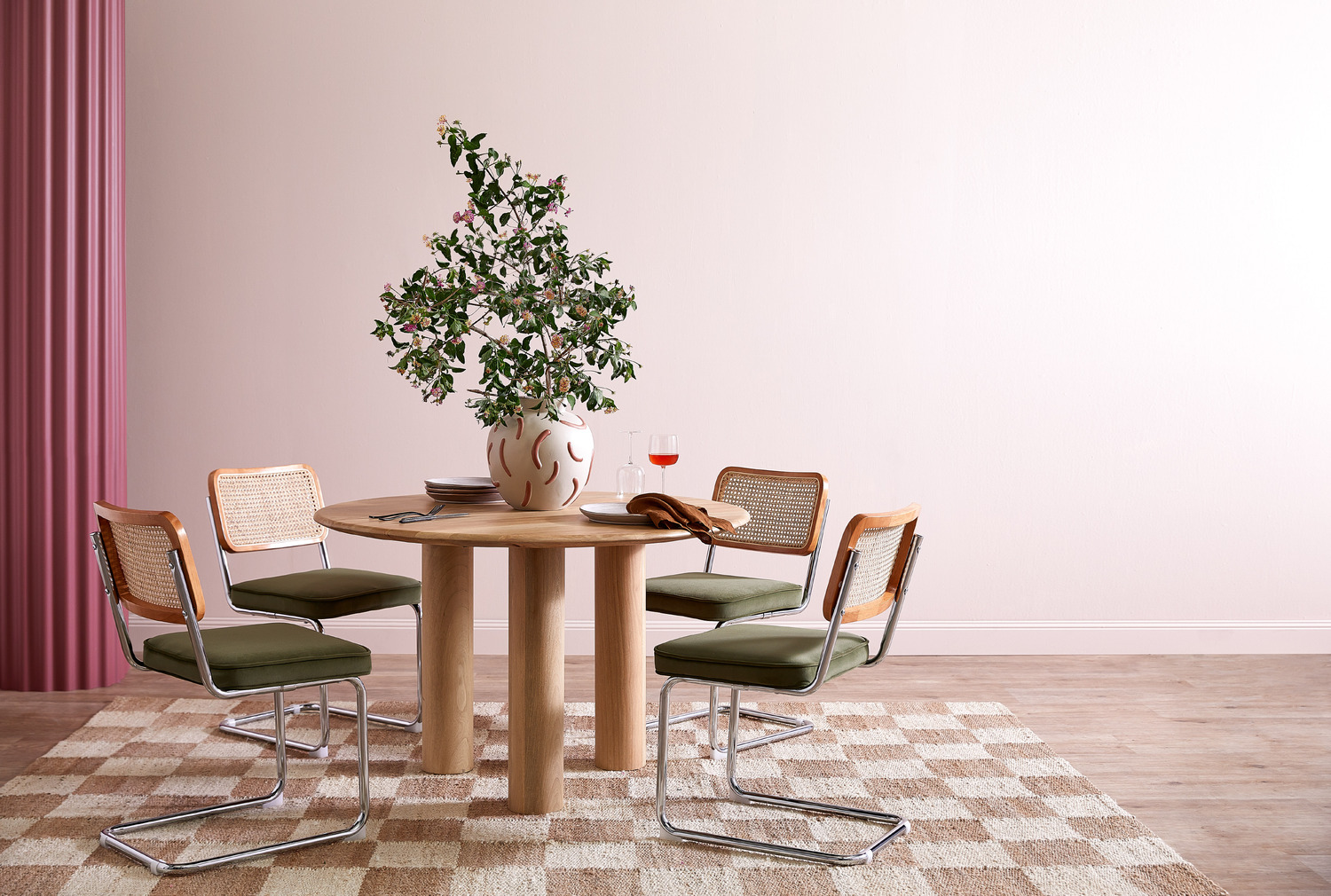 Marcel-Breuer-Cesca-Replica-Velvet-Cantilever-Dining-Chairs