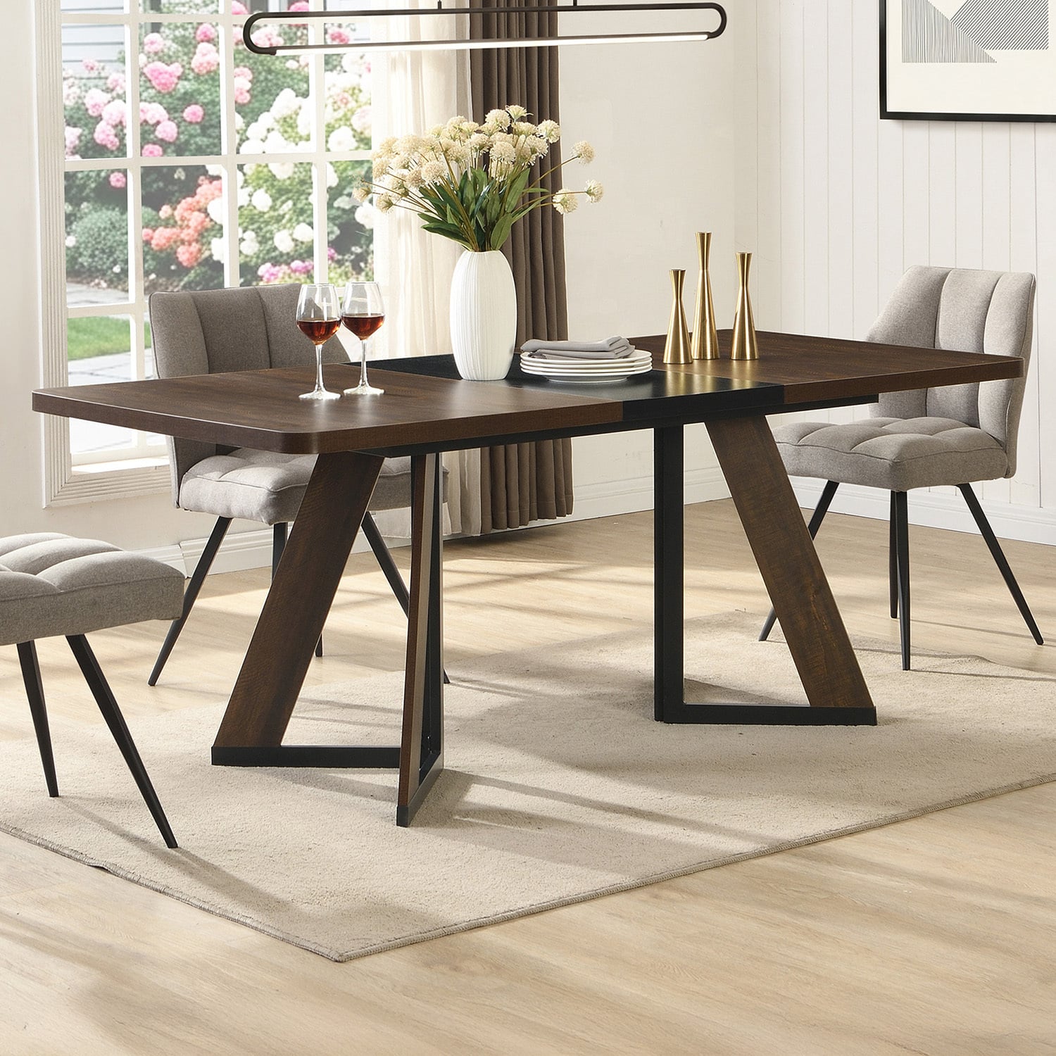 Belmont Extendable Dining Table