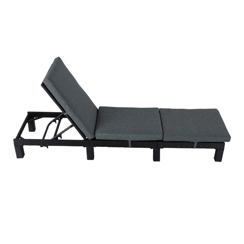 Zaiden-PE-Wicker-Sun-Lounge