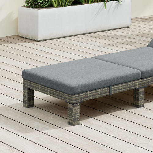 Zaiden-PE-Wicker-Sun-Lounge