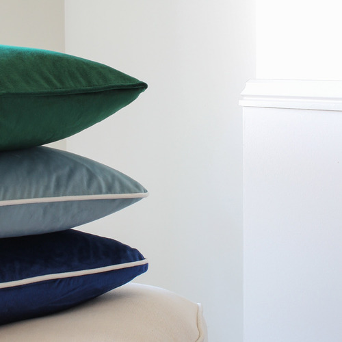 Dwartz-Velvet-Cushion-Cover-velvet