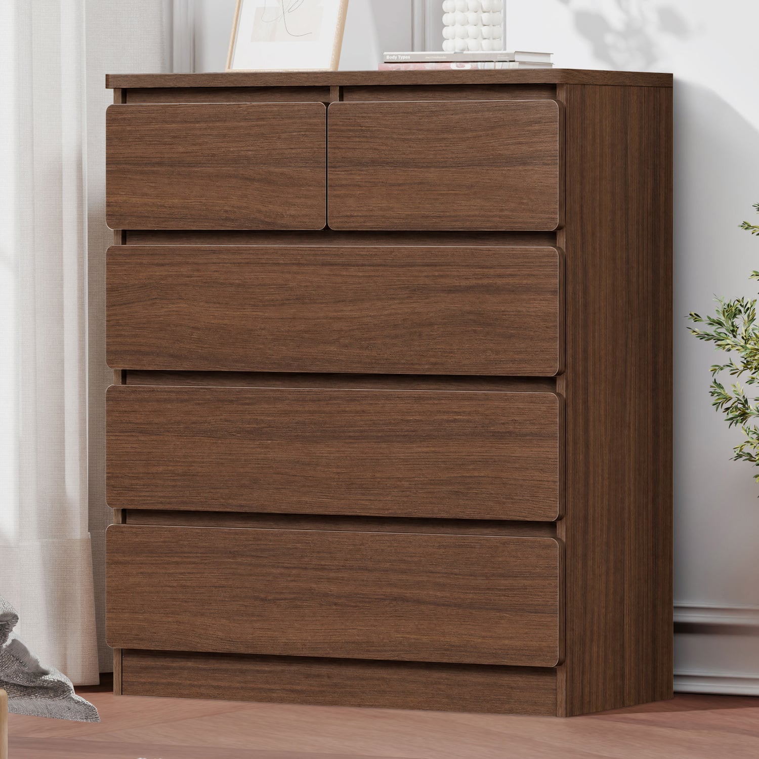 Desmond 5 Drawer Chest