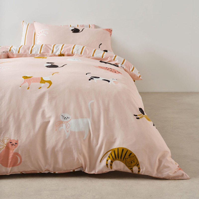Linen House Kids Cats 'n' Bows Quilt Cover Set