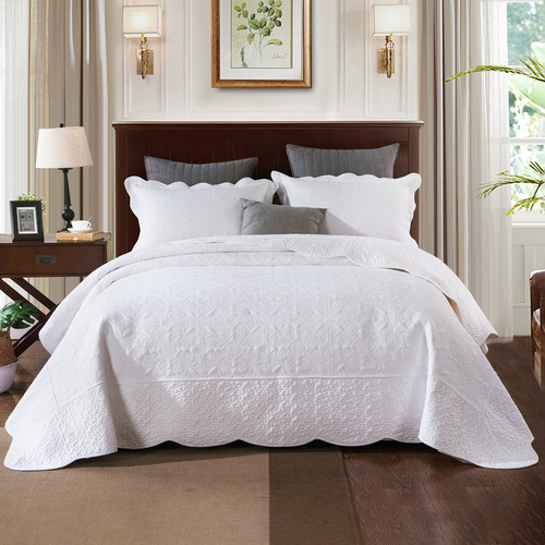 Antique White Cotton Coverlet Set Temple & ster