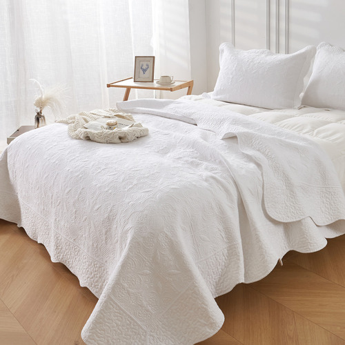 White Cotton Coverlet Set