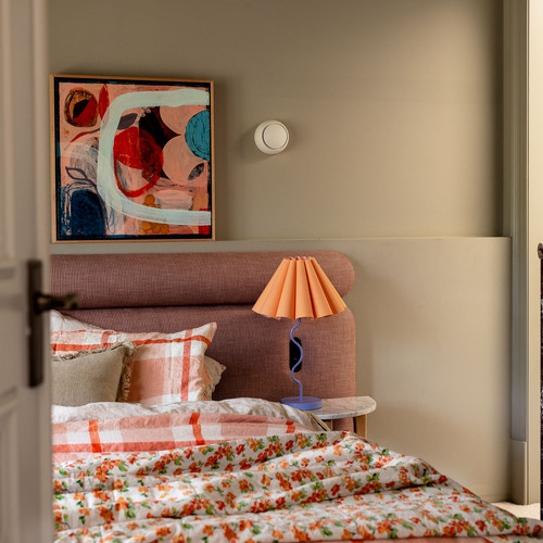 Cora-Iron-and-Linen-Table-Lamp