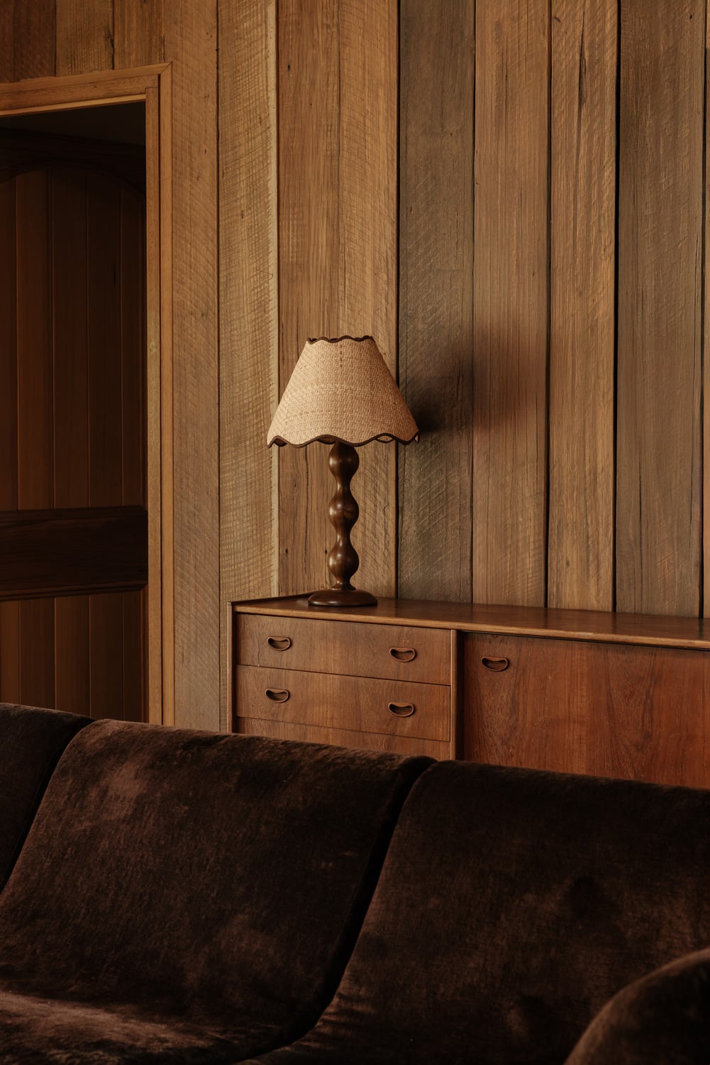 61cm Evie Walnut Wood & Raffia Table Lamp