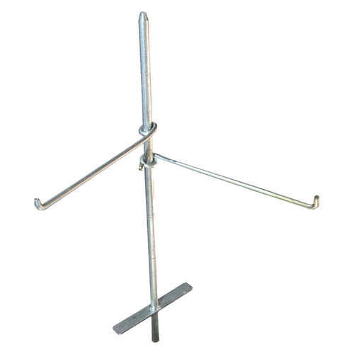 Regidor Ground Spike Double Arm Stand Pole