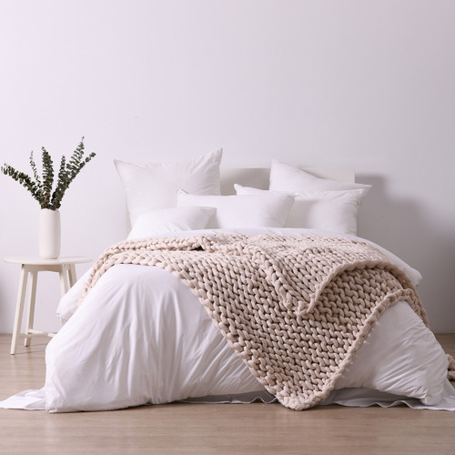 Serene HandWoven Knitted Weighted Blanket Temple & ster