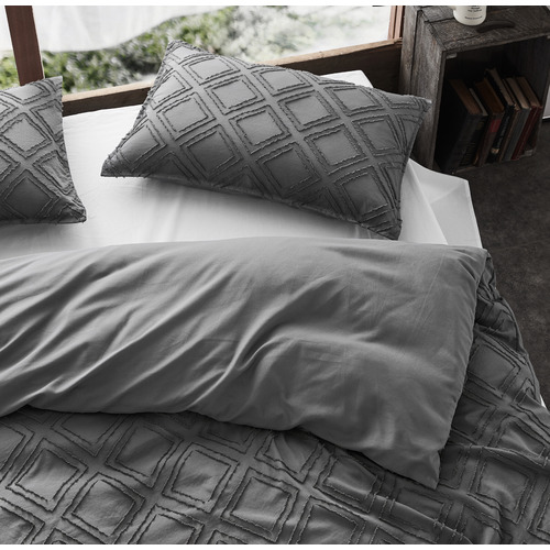 Smoke Ultra Soft Tufted Microfibre Quilt Cover Set