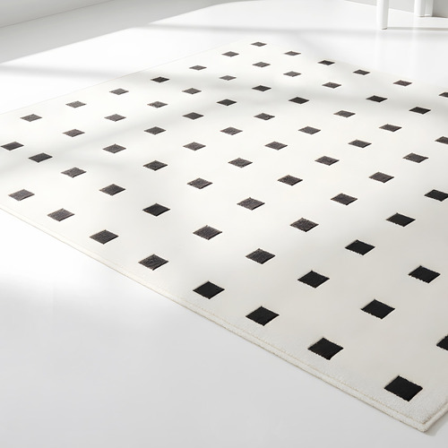 Lilith Checkered Rug