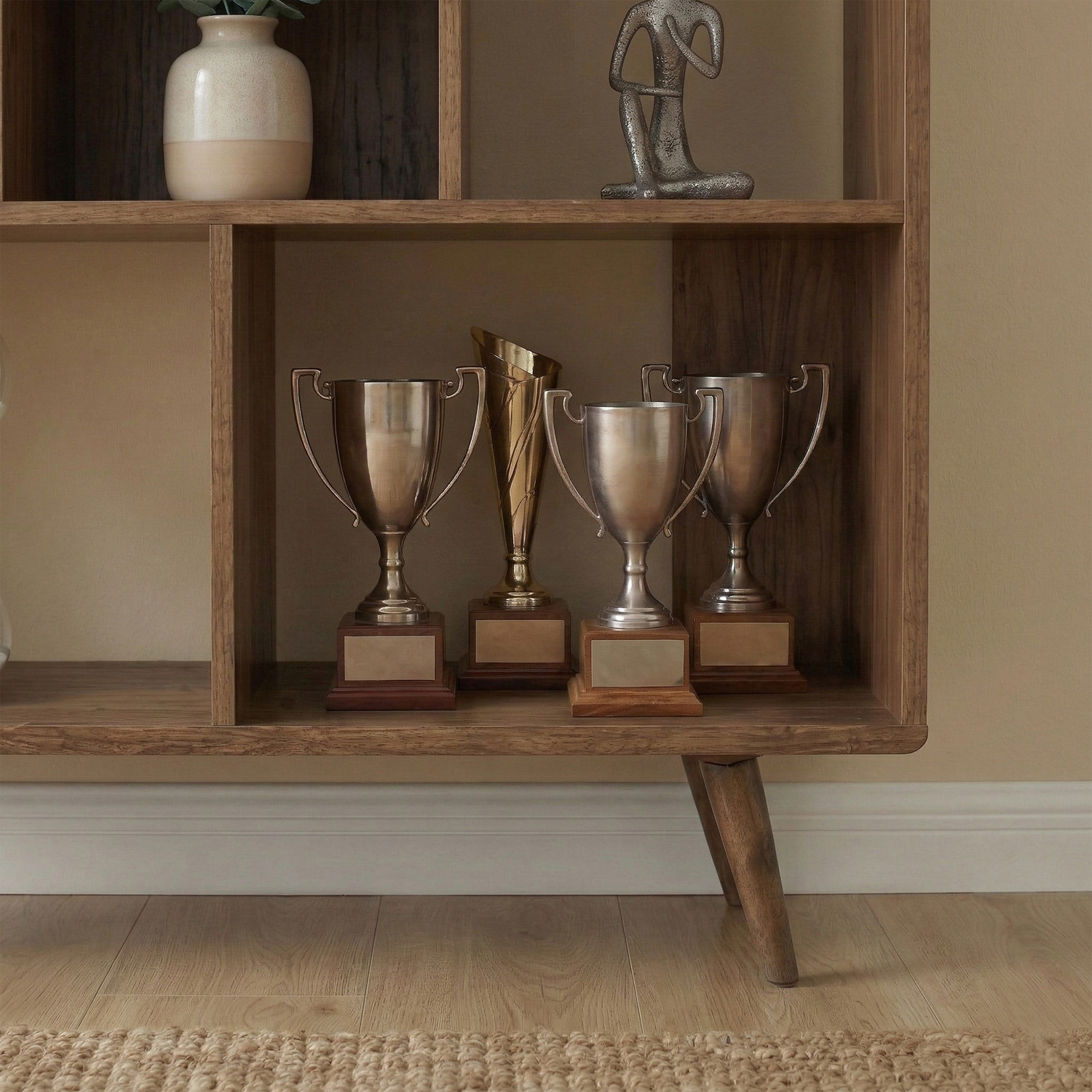 Alaia 7 Cube Shelving Unit
