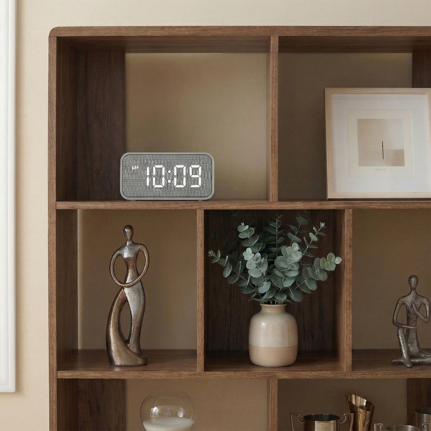 Alaia 7 Cube Shelving Unit