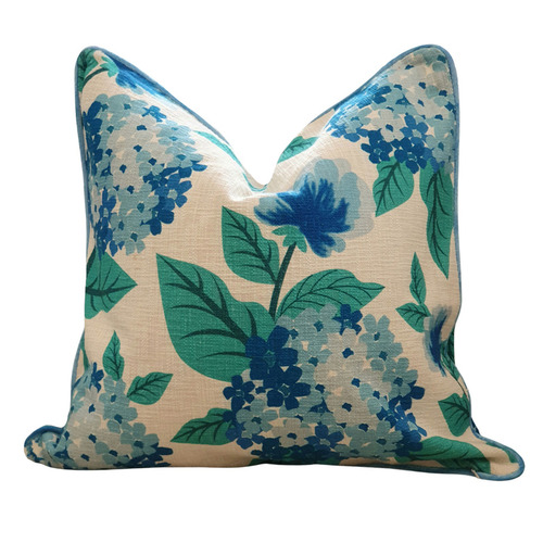 Hydrangeas Cotton-Blend Cushion Cover
