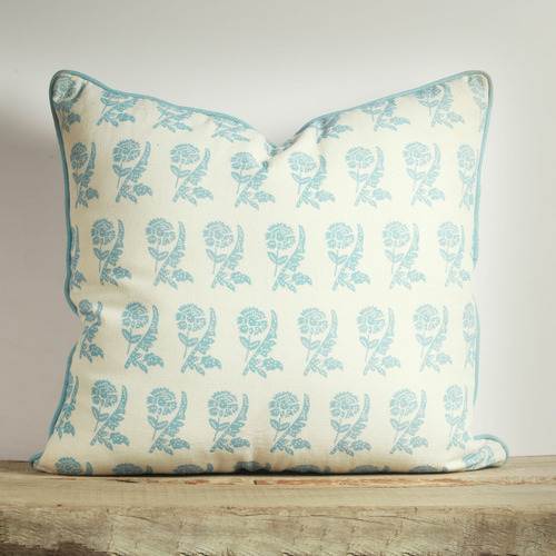 Carnation II Cotton Cushion Cover