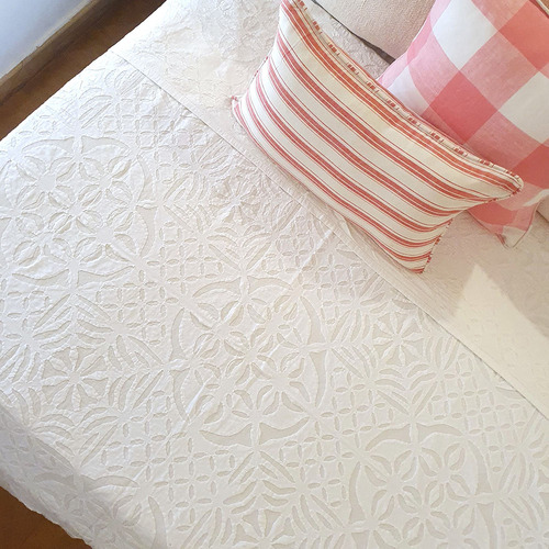 Homestead Cotton Bed Cover