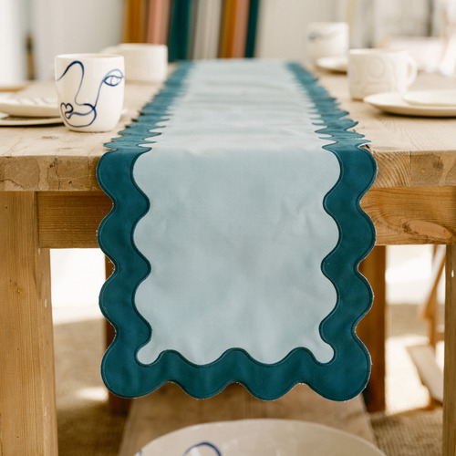 Rivie Cotton Canvas Table Runner Temple & ster