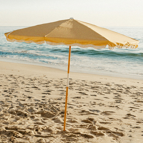 2.3m-Amalfi-Rivie-Beach-Umbrella
