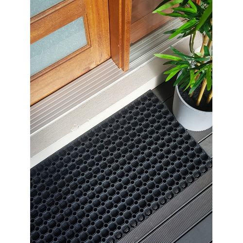 https://img.zcdn.com.au/lf/50/hash/39103/19610113/4/Honeycomb+Rubber+Doormat.jpg