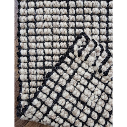 Black Dasoda Hand-Woven Wool Rug