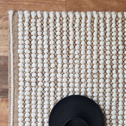 White Zahira Hand-Woven Wool & Jute Rug