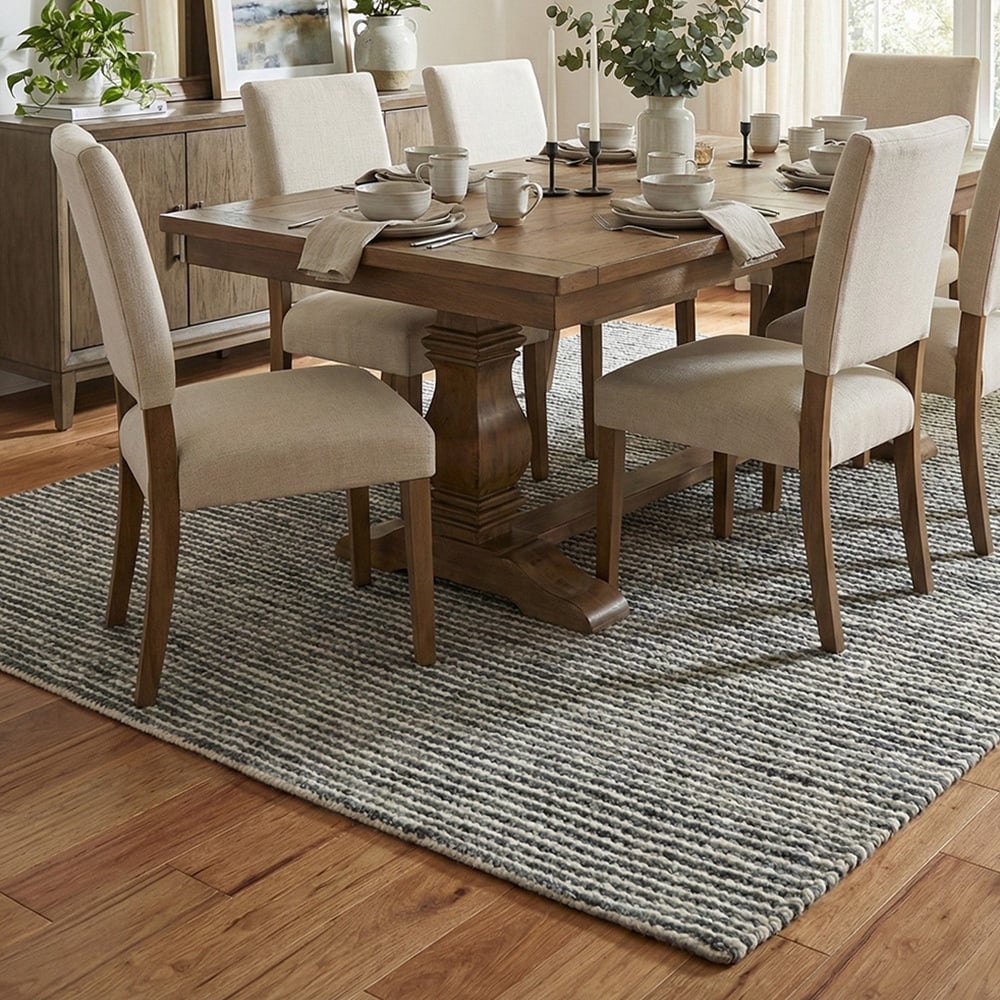 Cher Hand-Woven New Zealand Wool Rug
