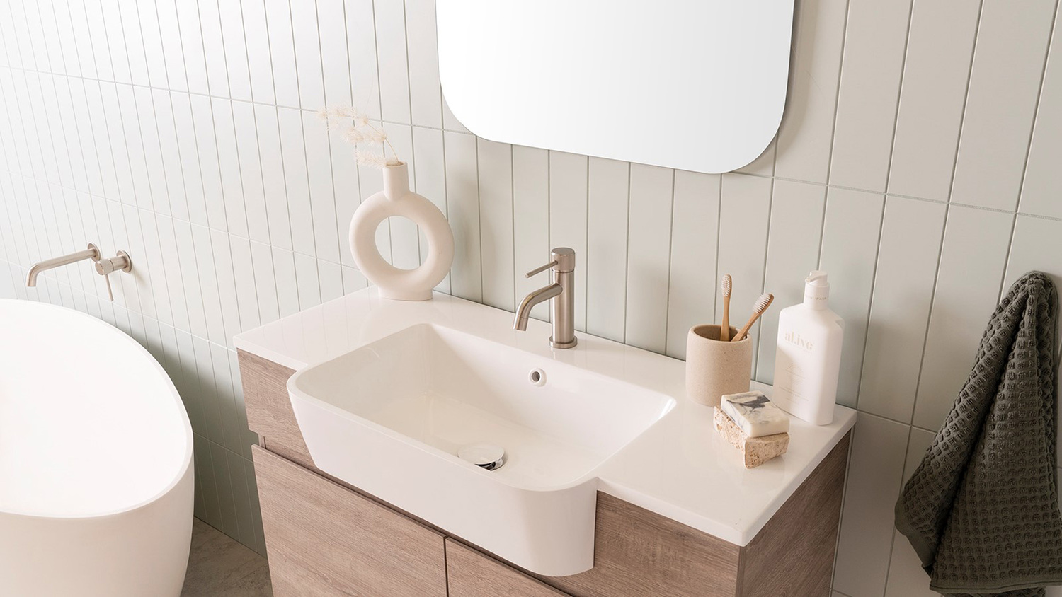 Soul-145mm-Groove-Basin-Mixer