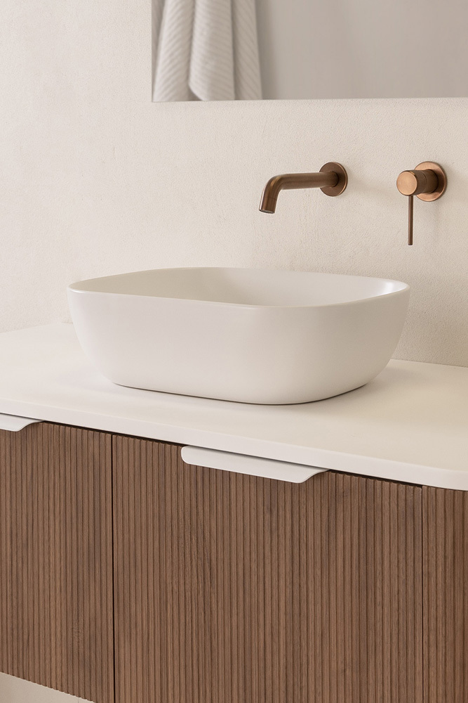 Stadium-Oval-Ceramic-Basin