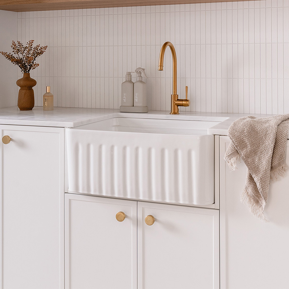 Valcluse 608mm Single Ceramic Kitchen Sink