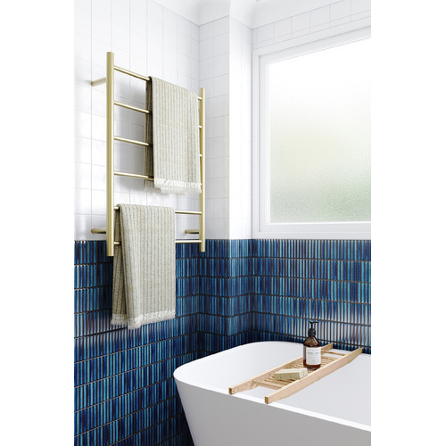 Hornavan-600-x-800mm-6-Bar-Heated-Towel-Rail