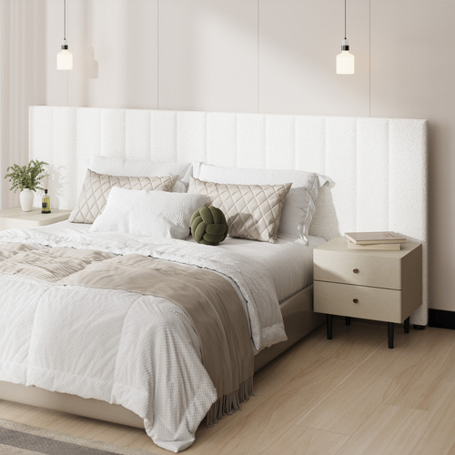 LivingFusion Eloise Oversized Boucle Bedhead Temple & ster